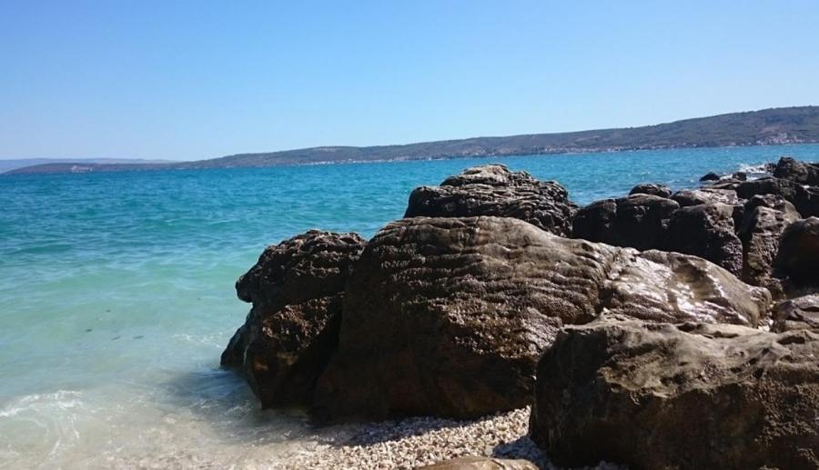 Honey Apartment Kastela Luaran gambar