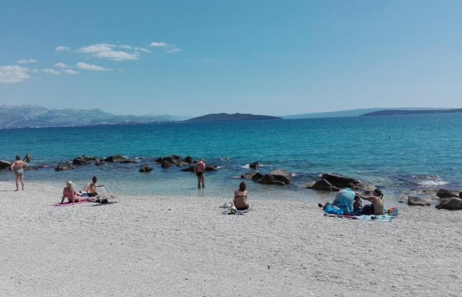 Honey Apartment Kastela Luaran gambar