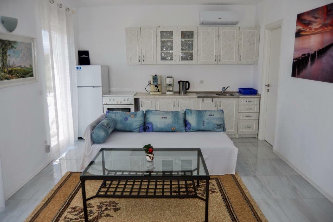 Honey Apartment Kastela Luaran gambar